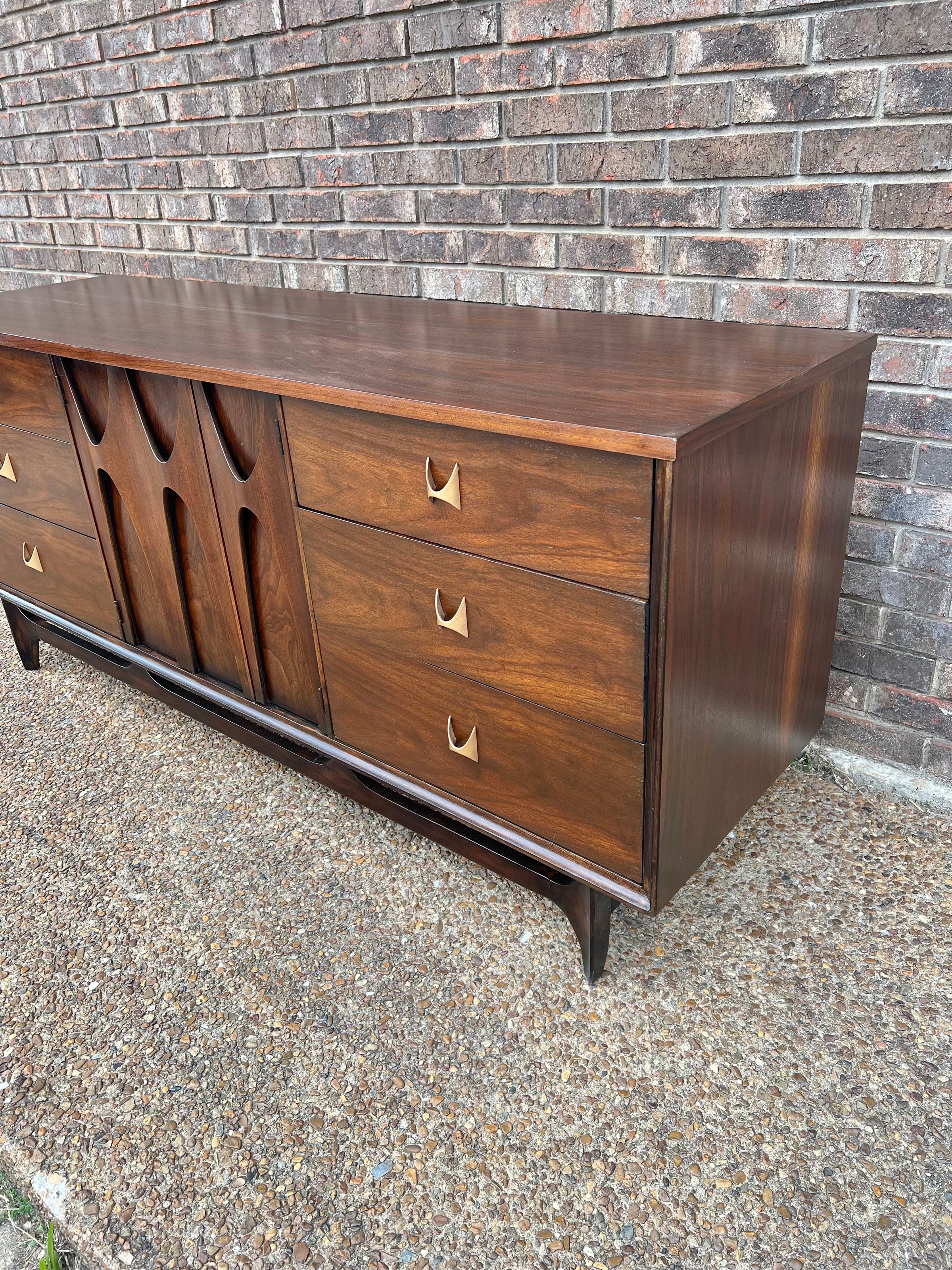 chinese dress ladies Broyhill Saga Dresser